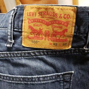 Levi 559 42x32